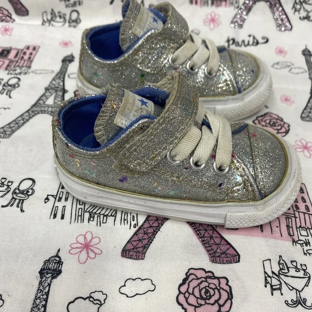 Converse All Star Kids Size 3 Glitter With Stars